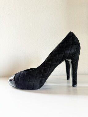 Chanel Black Quilted Suede Patent CC Cap Toe Platform Pumps EU 39